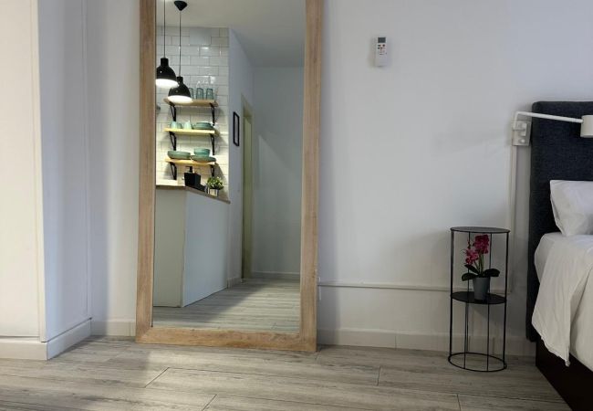 Estudio en Málaga - Lagunillas 14 - II