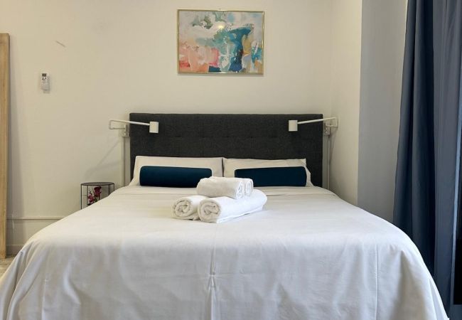 Estudio en Málaga - Lagunillas 14 - II