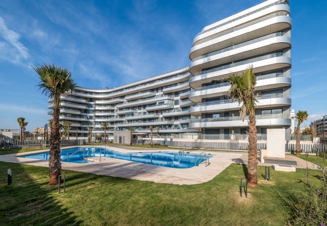 Apartment in Málaga - PacÍfico - Urb. Halia
